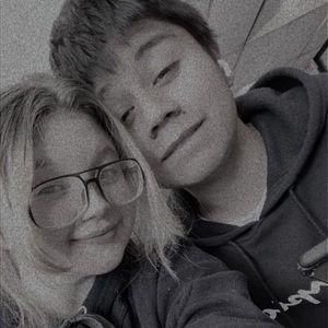 Meet your Posher, Kenzie